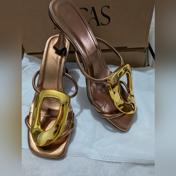 Micas Metallic Square Toe Heels - Picture 10 of 14